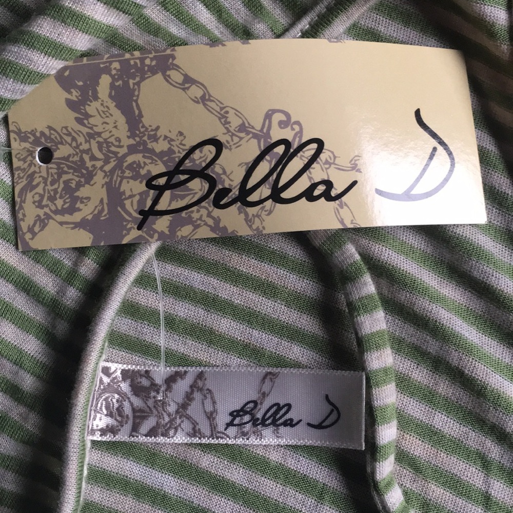Bella D. Top - Picture 11 of 13